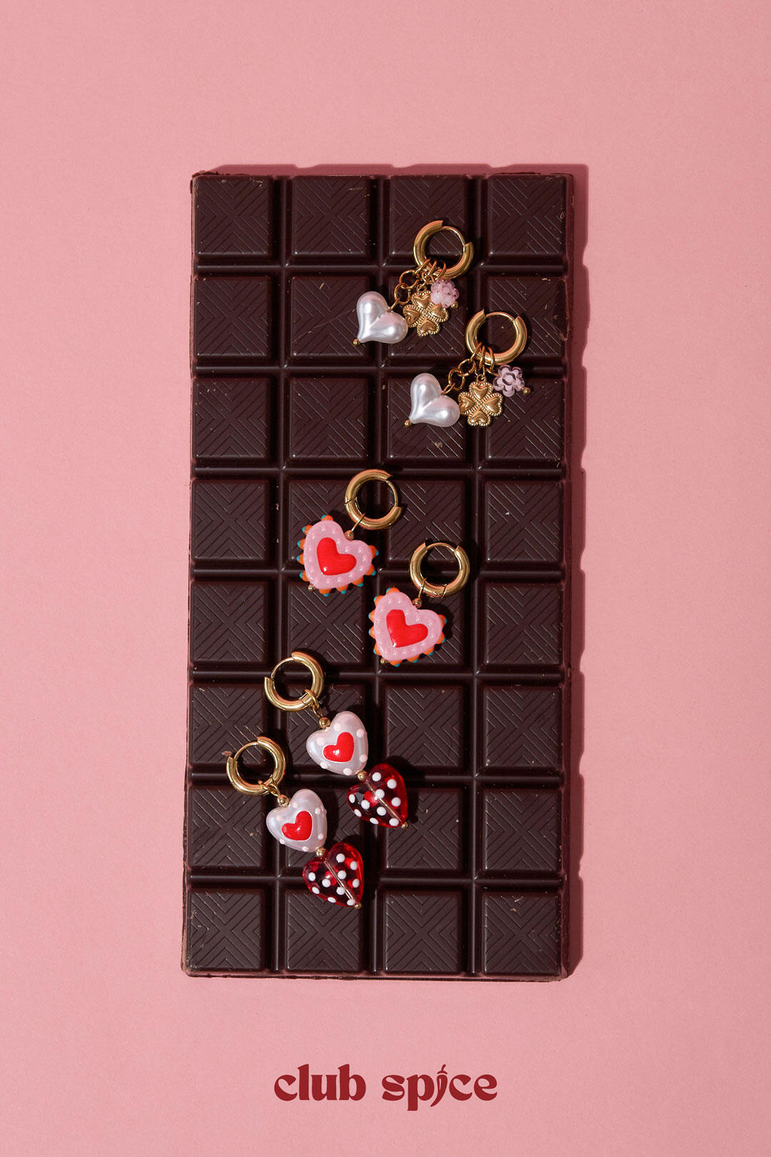 Earrings with heart in candy motif