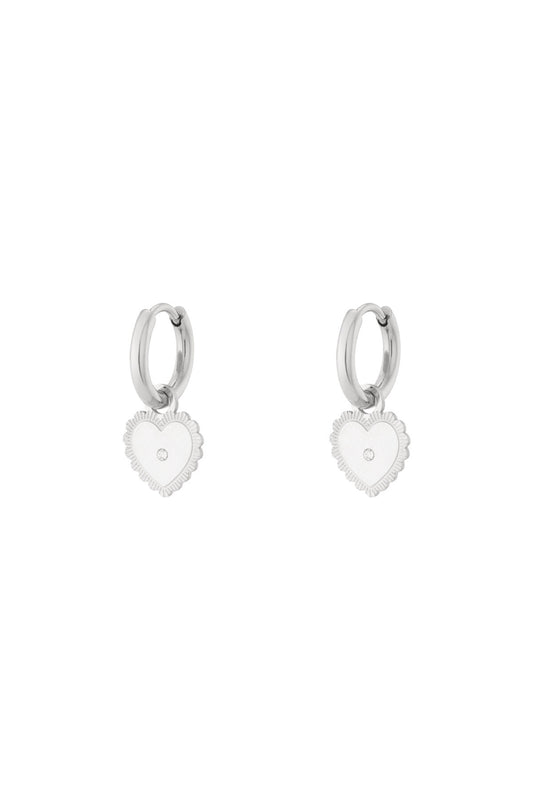 Mini dot heart earrings