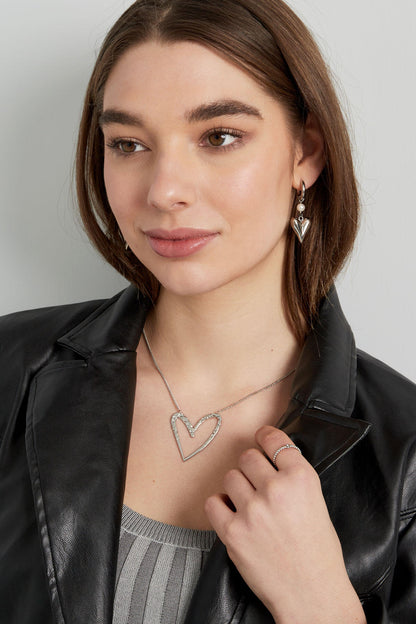 necklace heartbreaker
