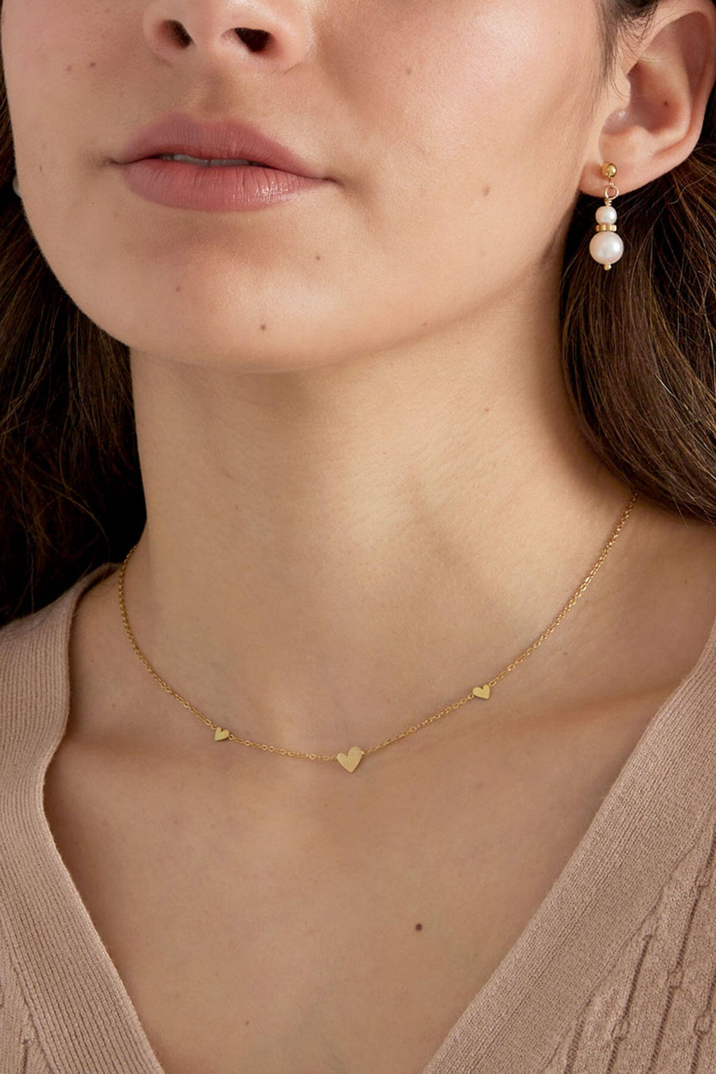 classic necklace with hearts