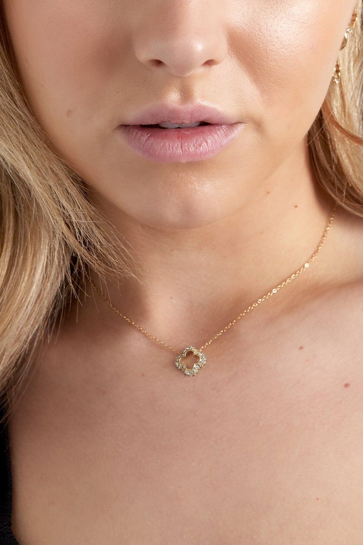 diamond clover necklace