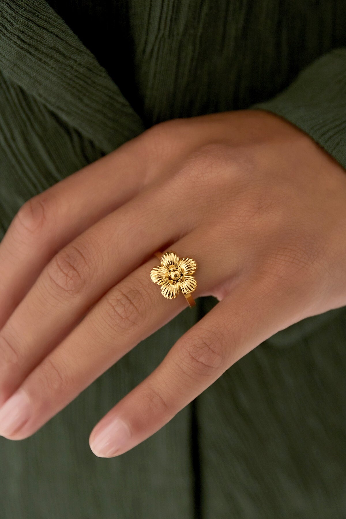 daisy ring