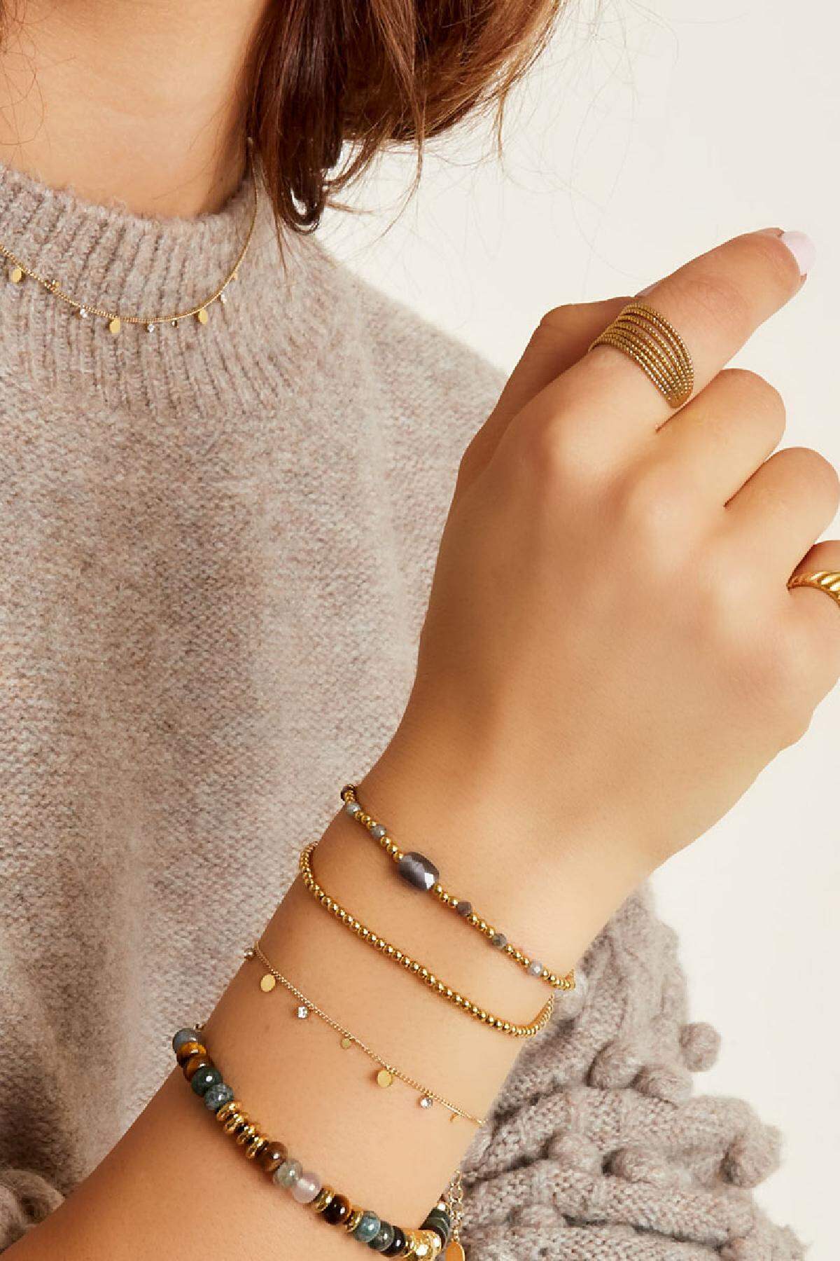 Bracelet simple with rhinestone details Gold Color Stainless Steel