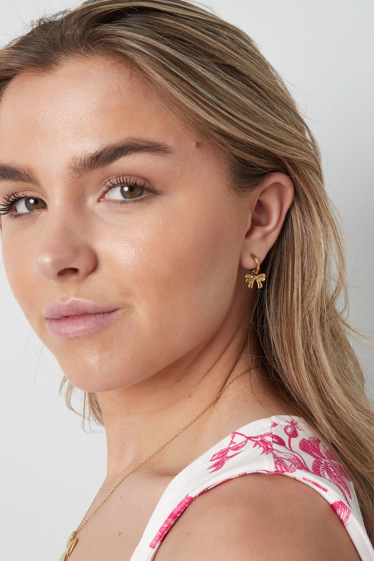 earrings simple bow
