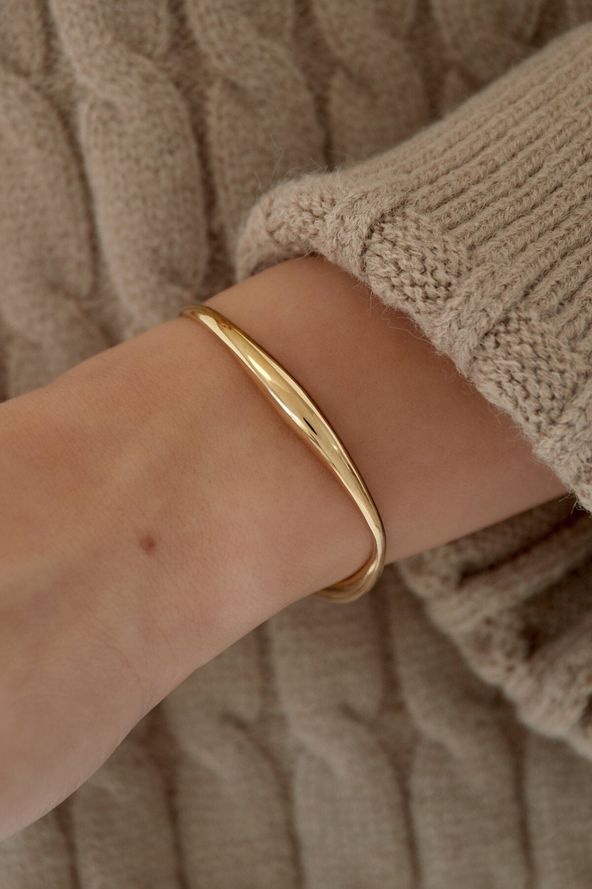 organic shape bracelet