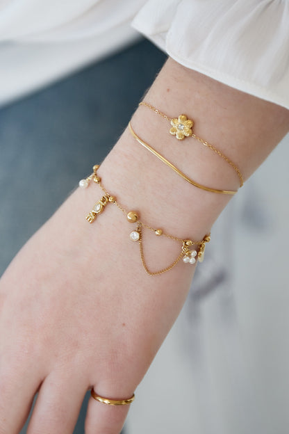 connected love bracelet