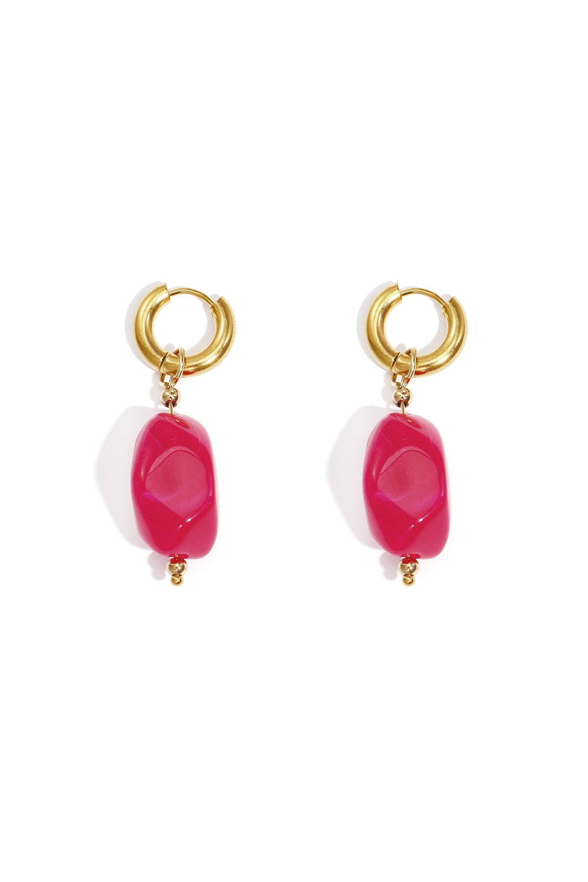 Earrings with organic beads