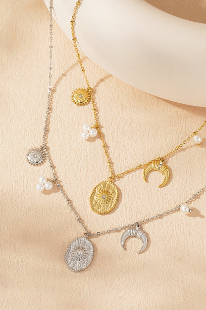 moony necklace