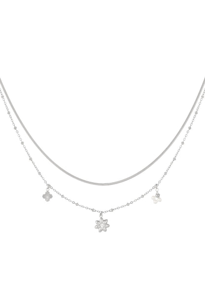 star necklace