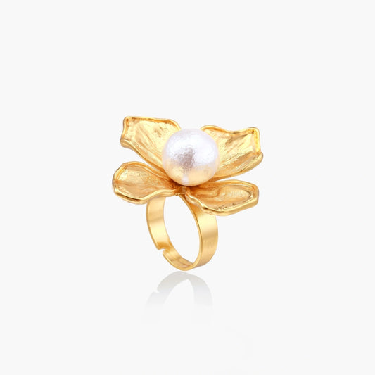Oversized gold flower ring with five elegantly brushed petals and a lustrous cotton pearl centre.