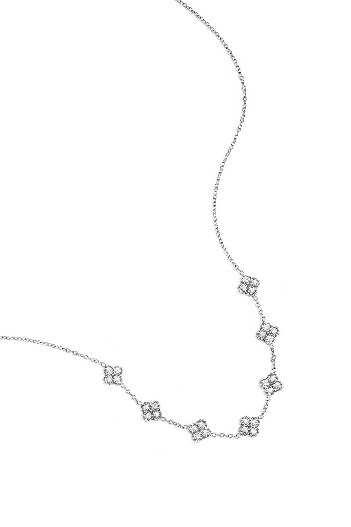 Necklace with zirconia-set clovers