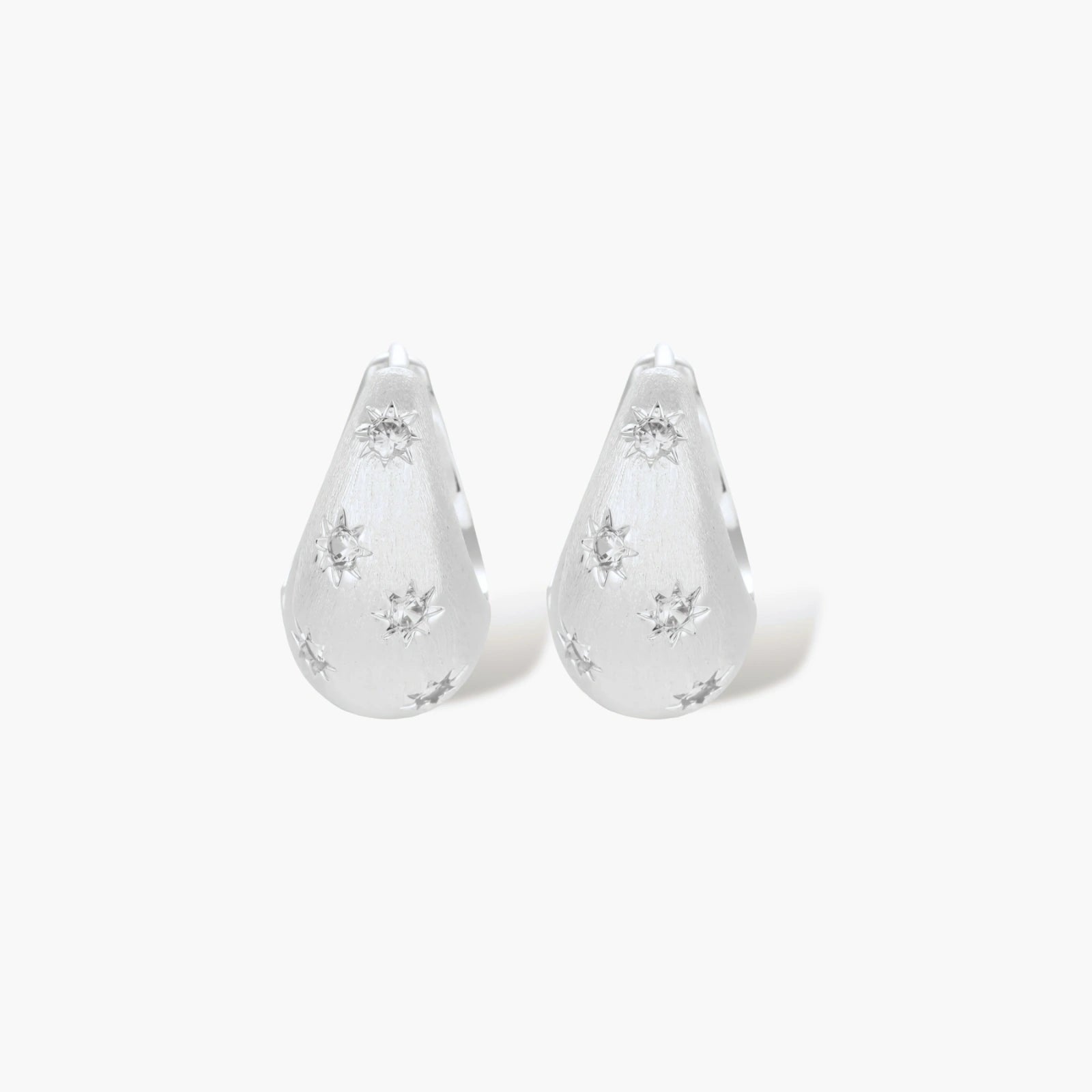 Silver-plated hoop earrings with star cutout designs, shown open and closed on white background, 17mm diameter.