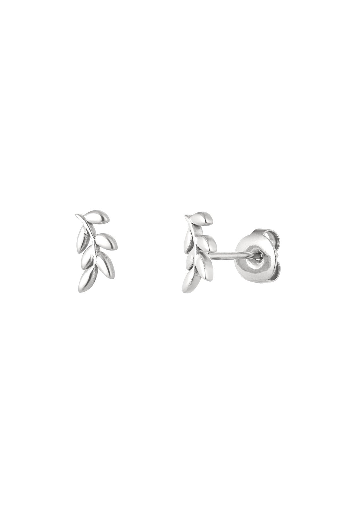 ear studs leaves