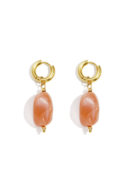 Earrings with organic beads