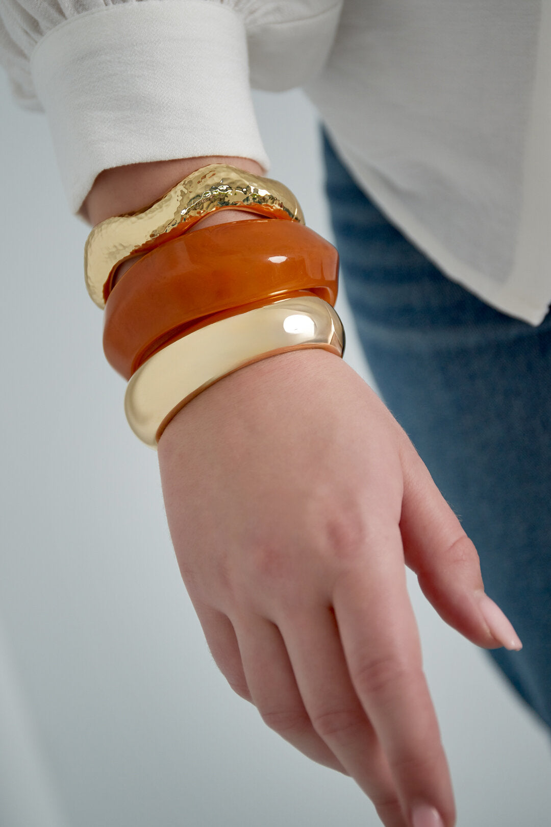 Golden curve bangle