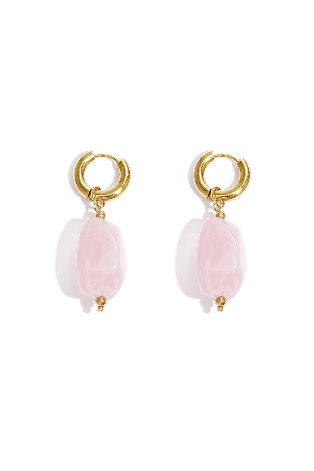 Earrings with organic beads