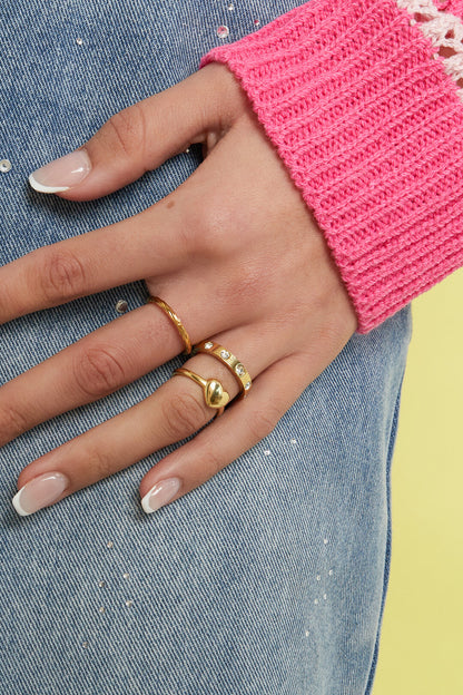 Ring with heart