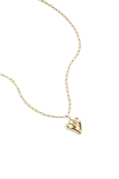 Necklace with hanging heart and pearls