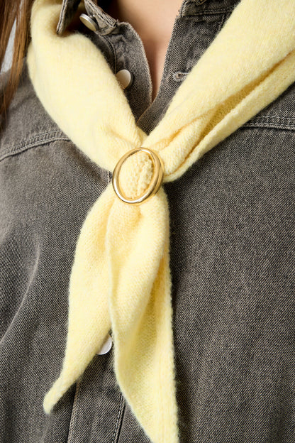 Organic scarf clip with taper