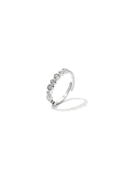Ring with different shapes and stones