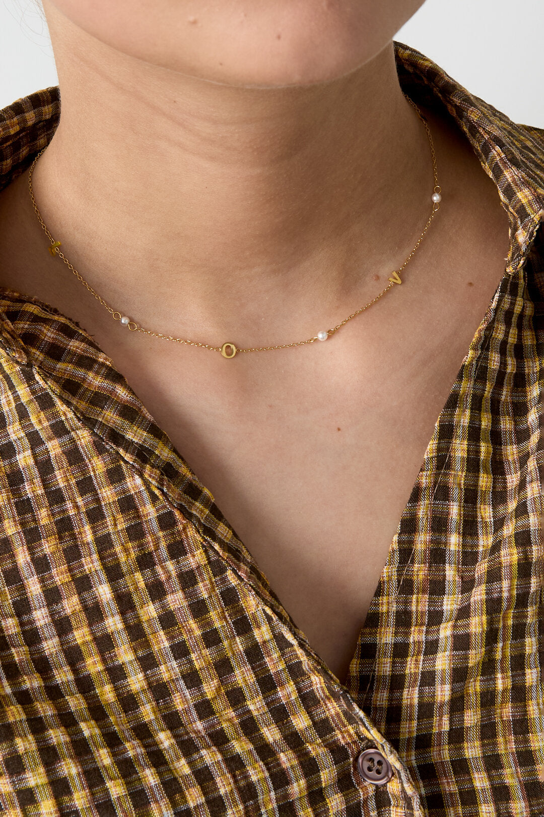 Love necklace with pearls