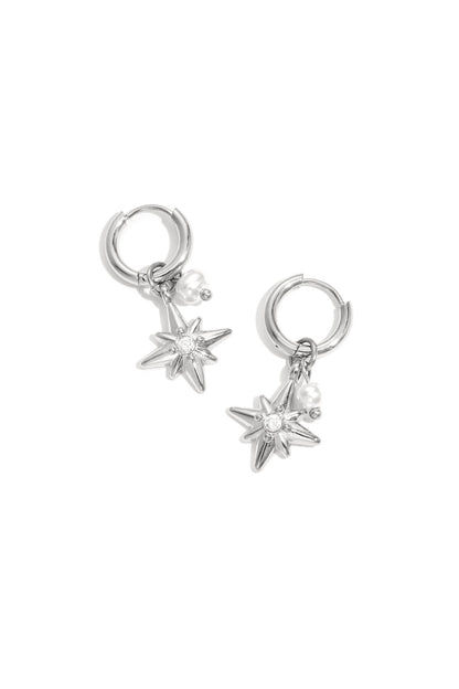 Earrings with pearl and star pendants