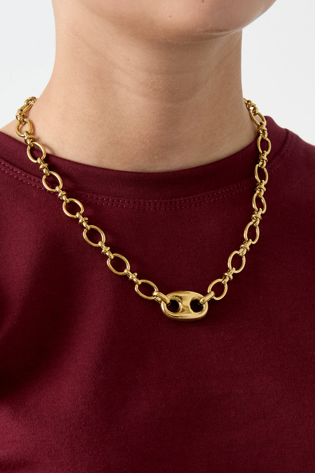 Necklace with button detail