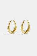 Oval-shaped hoop earrings
