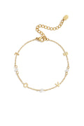 Love bracelet with pearls